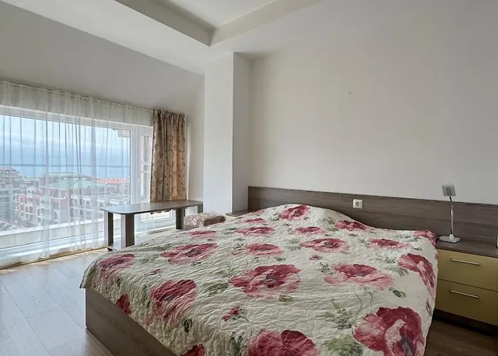 Sea View 1 Bedroom K&r